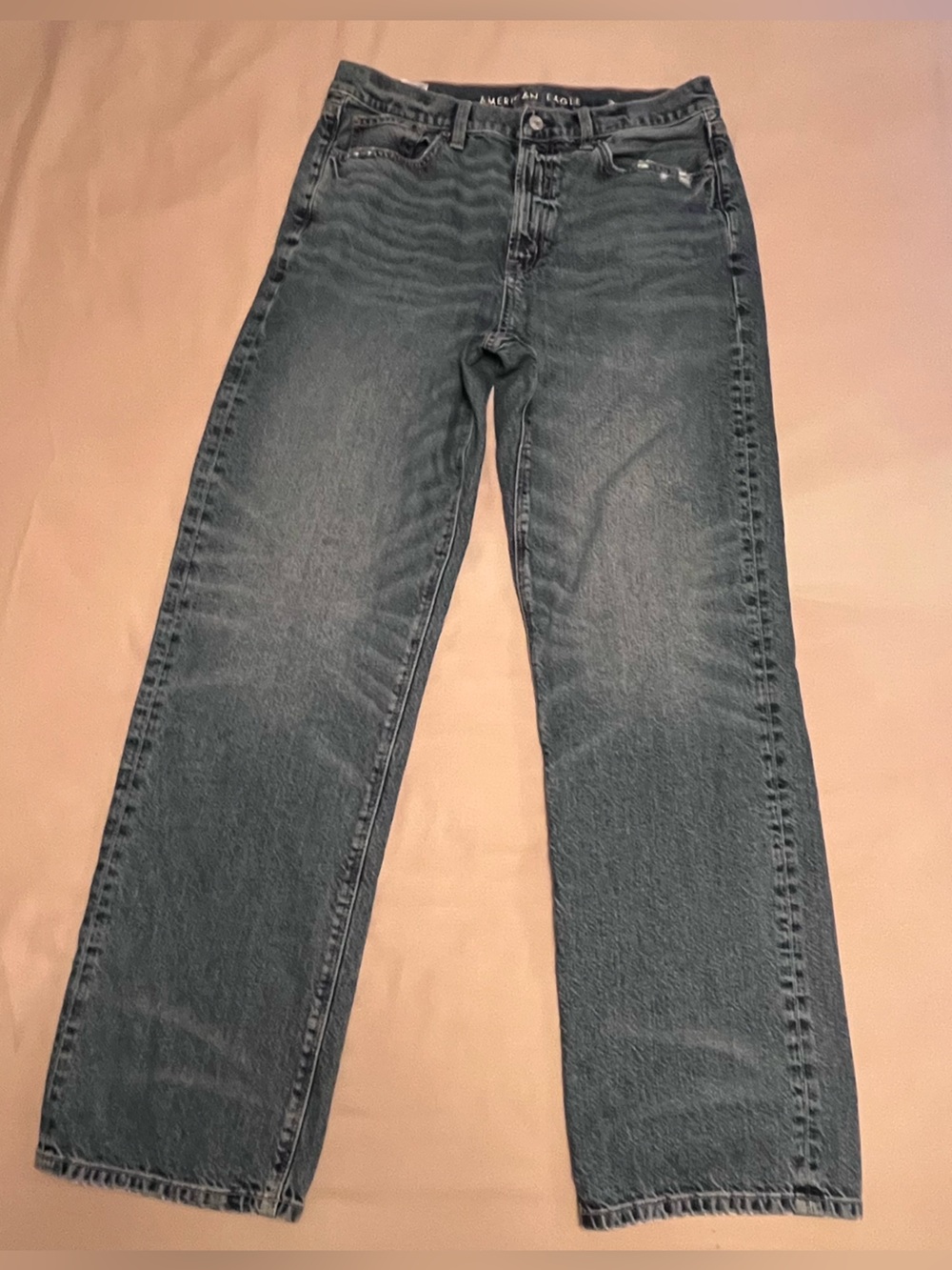 American Eagle Outfitters Woman’s Low Rise Straight Leg Baggy Faded Blue Jean